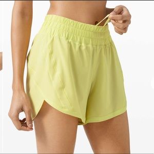 LIKE NEW Lululemon Track That Mid Rise Short 5" Lemon Vibe